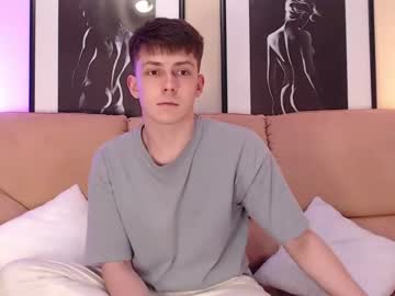 [24-08-22] wayne_yunge private XXX show from Chaturbate