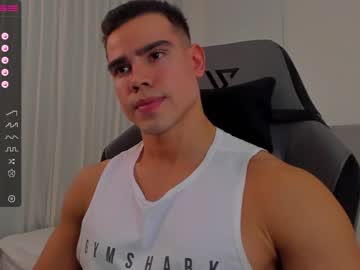 [11-06-23] tom_cooper03 public show from Chaturbate