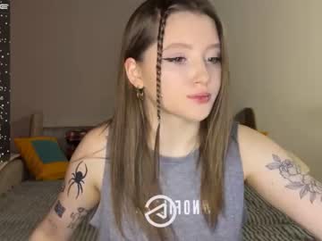 [10-01-23] sweet_melanie_xx blowjob video from Chaturbate