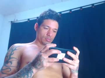 [14-12-23] sexylatnbigcock69 record public show from Chaturbate.com