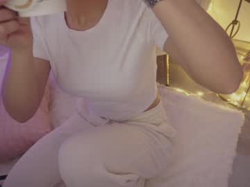 [18-01-23] betty_blueeyes record show with toys from Chaturbate.com