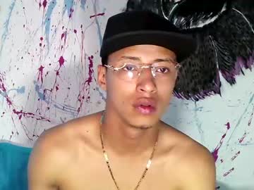 [28-05-22] arom_warlock record video from Chaturbate