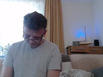 [21-05-24] mr_nobody_xx public show from Chaturbate