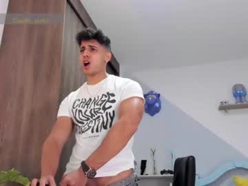 [08-10-23] ashton_coleman_ public show from Chaturbate.com