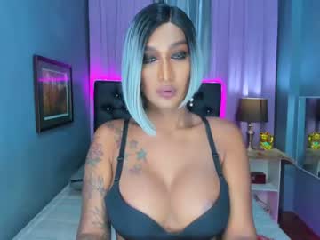 [05-04-22] ts_ebonydoll dildo