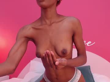 [02-05-22] giselle_evanss blowjob show