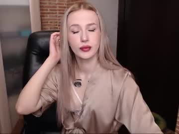 [06-03-22] juliah0t public show video from Chaturbate.com