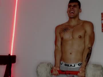 [11-04-24] mister_latino27 private webcam