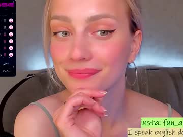 [15-09-22] lady_birdy video with dildo from Chaturbate.com
