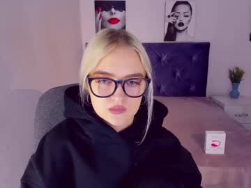 [14-03-24] adeleelles video with dildo