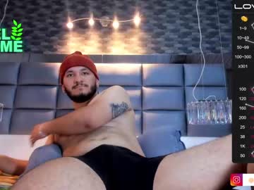 [25-07-22] aaron_reed public show from Chaturbate