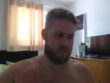 [08-02-22] bigbrain_29 public webcam video from Chaturbate