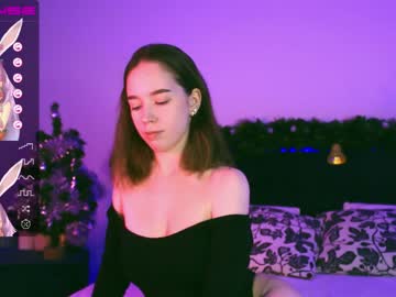 [17-12-22] trixie__fox record show with cum
