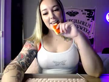 [24-09-23] candy_cloudsx record public show from Chaturbate.com