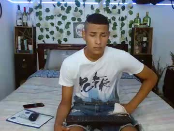 [25-01-22] charles_diaz cam video from Chaturbate.com