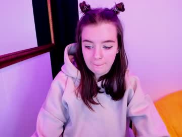 [11-04-22] alexia_hitch public show from Chaturbate