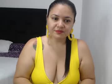 [31-03-23] valentinasweetsexx public show from Chaturbate
