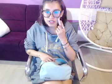 [22-02-23] keily_moon_ record private webcam