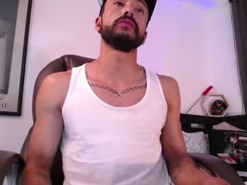 [22-04-24] tom_cooper_ public webcam from Chaturbate.com