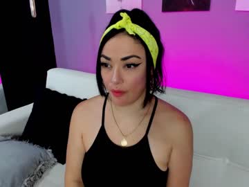 [01-04-23] anniecoooper public show from Chaturbate