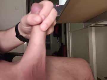 [04-01-24] bmike42 chaturbate public show