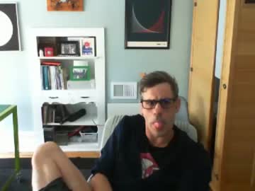 [09-05-22] jarethreturnss public webcam video from Chaturbate.com