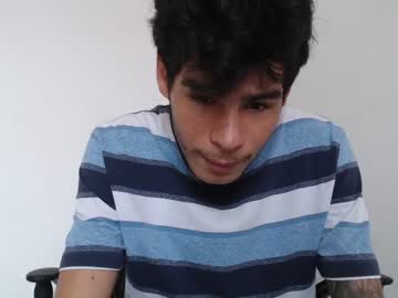 [12-10-22] freddy_twink record private show from Chaturbate