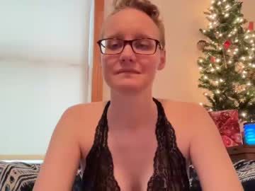 [07-01-24] leahwilde public show video from Chaturbate