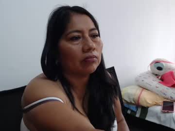 [11-12-22] isa_hot_milf chaturbate video with toys