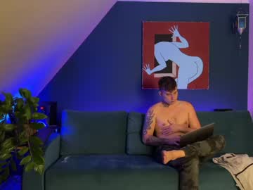 [02-05-23] mike_lissa record cam show from Chaturbate