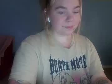 [29-04-24] beverlybell record public show video from Chaturbate