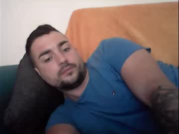 [16-10-23] kevinchriss webcam video from Chaturbate.com