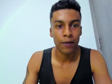 [29-04-23] viktor_manuelle record public show video from Chaturbate