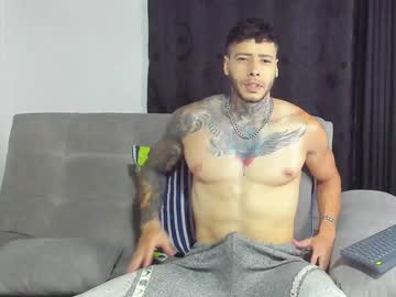 [06-03-24] charless_dickenss public webcam from Chaturbate