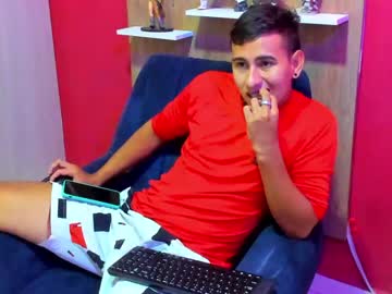 [19-12-23] maurico_brown record private show video from Chaturbate