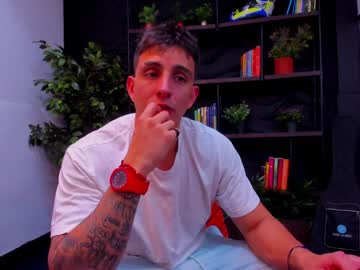 [24-04-24] isaac_rossi record cam show from Chaturbate