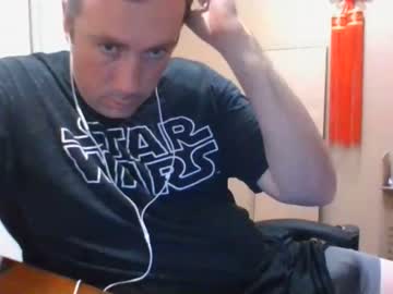 [05-04-22] ben_running1610 premium show video from Chaturbate