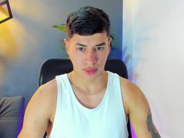 [25-10-23] sexy_boysex69 public webcam from Chaturbate