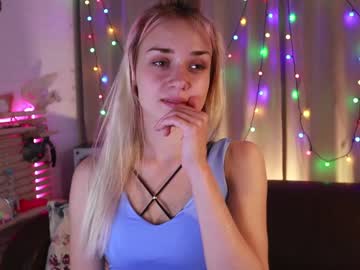 [02-06-23] sweetyhippie public show from Chaturbate