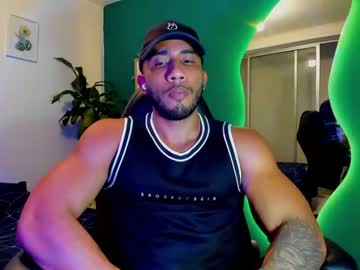 [23-01-24] chris_musclebigcock record private sex show