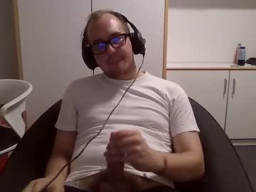 [12-10-23] t00bix record private show from Chaturbate