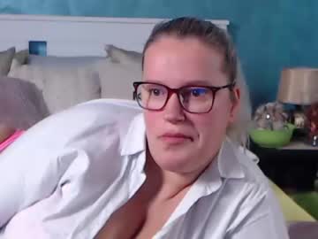 [28-12-22] patriciaeve record video with dildo from Chaturbate.com