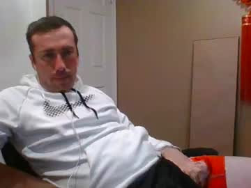 [28-03-22] ben_running1610 record public show video from Chaturbate.com