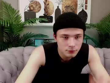 [18-01-23] axel_bates show with cum from Chaturbate.com