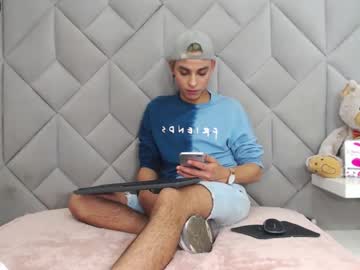 [28-09-22] kamilo_e public show from Chaturbate.com