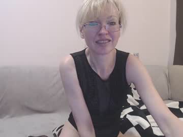 [12-10-23] maria_lisica webcam show from Chaturbate