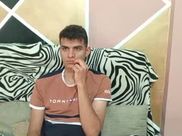 [08-10-24] santiago_ibrahim1 video with toys from Chaturbate