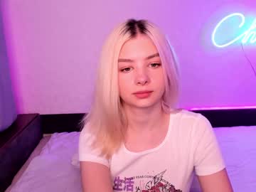 [17-05-22] angelinamike video with dildo
