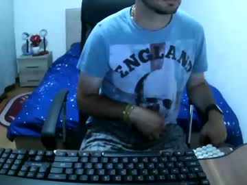 [24-05-22] uncutguy0105 record webcam video from Chaturbate.com