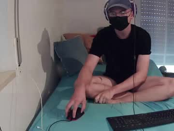 [08-08-23] huge_rizz record cam show from Chaturbate.com
